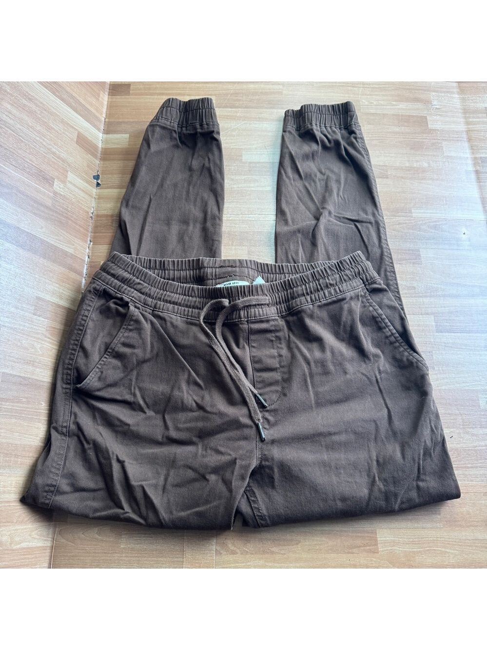 Never lose hedge brown joggers size med
